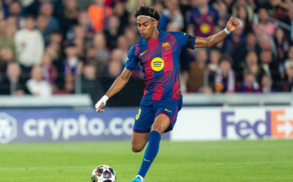 用逆转实现突破？西甲卫冕已成定局，欧冠仍存希望，巴萨必须全力以赴